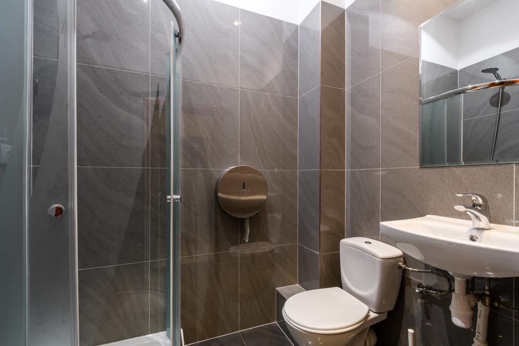 وارسو Hostel Krokodyl المظهر الخارجي الصورة