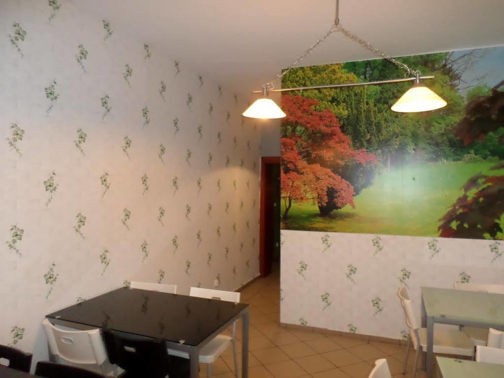 وارسو Hostel Krokodyl المظهر الخارجي الصورة